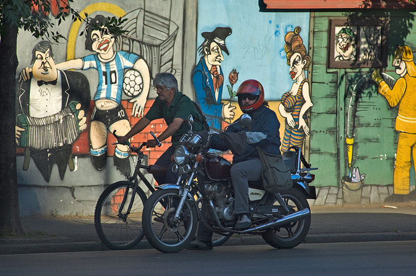 Unequal Races, San-Telmo, Buenos Aires