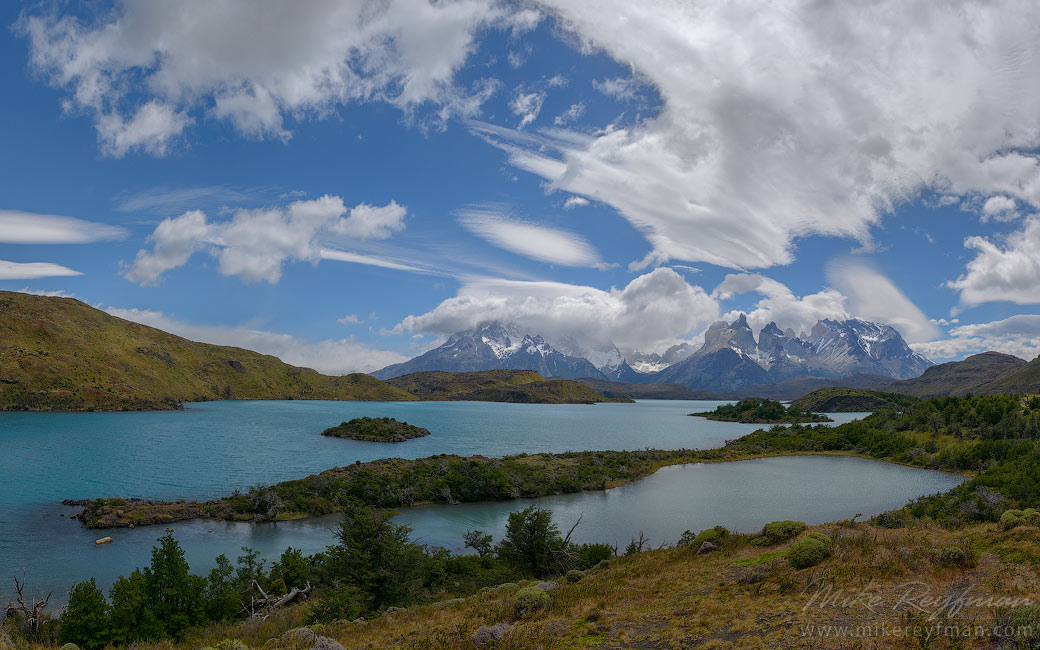 Panoramic view of Lago Pehoe and Cordillera del Paine from Explora Loge. Torres del Paine National Park, Ultima Esperanza Province, Magallanes and Antartica Chilena Region XII, Patagonia, Chile.