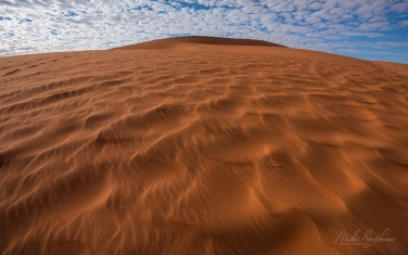 022-SV_10P8057 Soaring Orange Dune under Morning Sky. Deadvlei, Sossusvlei, Namib Naukluft National Park, Namibia.