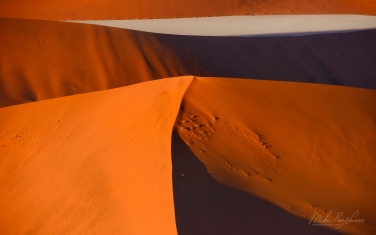041-SV_10N3180 Aerial View of Orange Sand Dunes in the Namib Desert near DeadVlei. Sossusvlei, Namib-Naukluft National Park, Namibia.