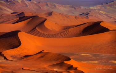 064-SV_D8E5133 Aerial View of Orange Sand Dunes in the Namib Desert near DeadVlei. Sossusvlei, Namib-Naukluft National Park, Namibia.