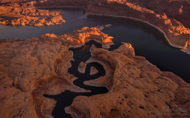 111-LP3_D1B9999_361.jpg Reflection Canyon. Colorado River, Lake Powell, Glen Canyon NRA. Uta/Arizona, USA. Aerial