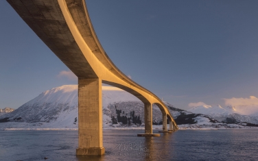 LF-MRD1E1983.jpg Old Fjord bridge. Lofoten archipelago, Norway