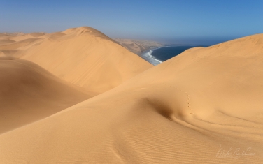 SCW_024_10P9022 Atlantic Ocean and Sand Dunes. Namib Skeleton Coast National Park, Namibia