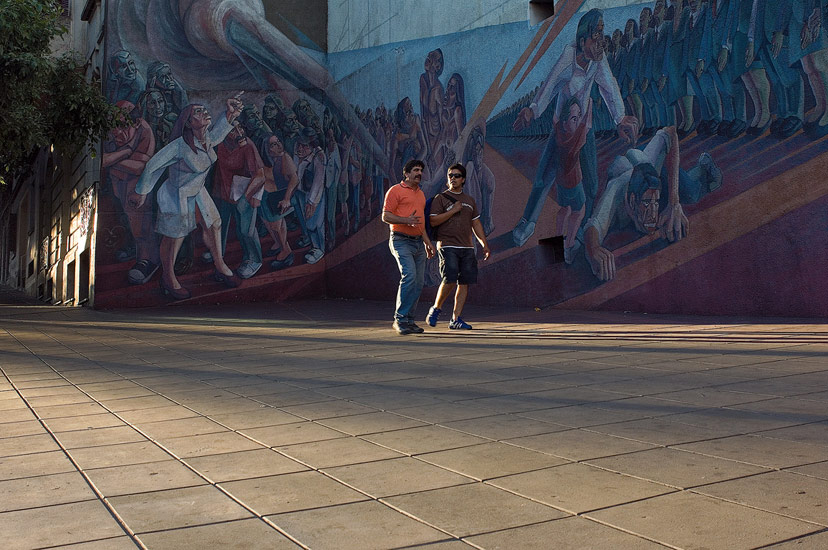 Epicenter. Calle Juan de Garay, San-Telmo, Buenos Aires - Buenos-Aires-Murals-and-Walls-Argentina - Mike Reyfman Photography