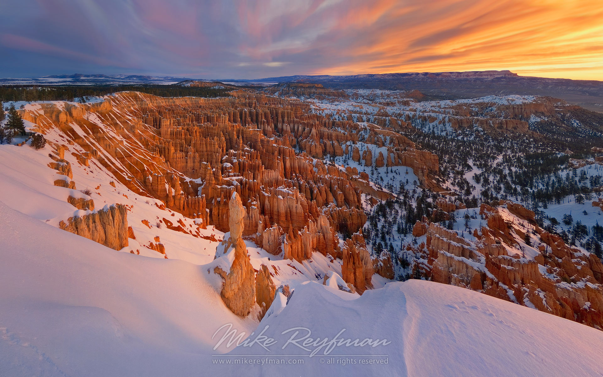 Inspiration Point at sunrise. Bryce Canyon National Park, Utah, USA. - Bryce-Canyon-National-Park-Utah-USA - Mike Reyfman Photography