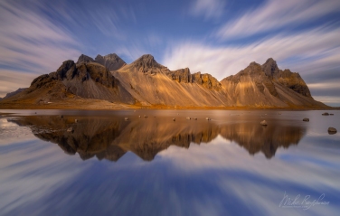 Vestrahorn-and--Eystrahorn,-mountains,-Stokksnes-Peninsula,-Iceland