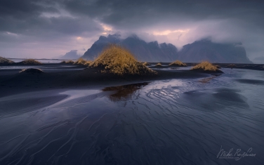 Vestrahorn-and--Eystrahorn,-mountains,-Stokksnes-Peninsula,-Iceland