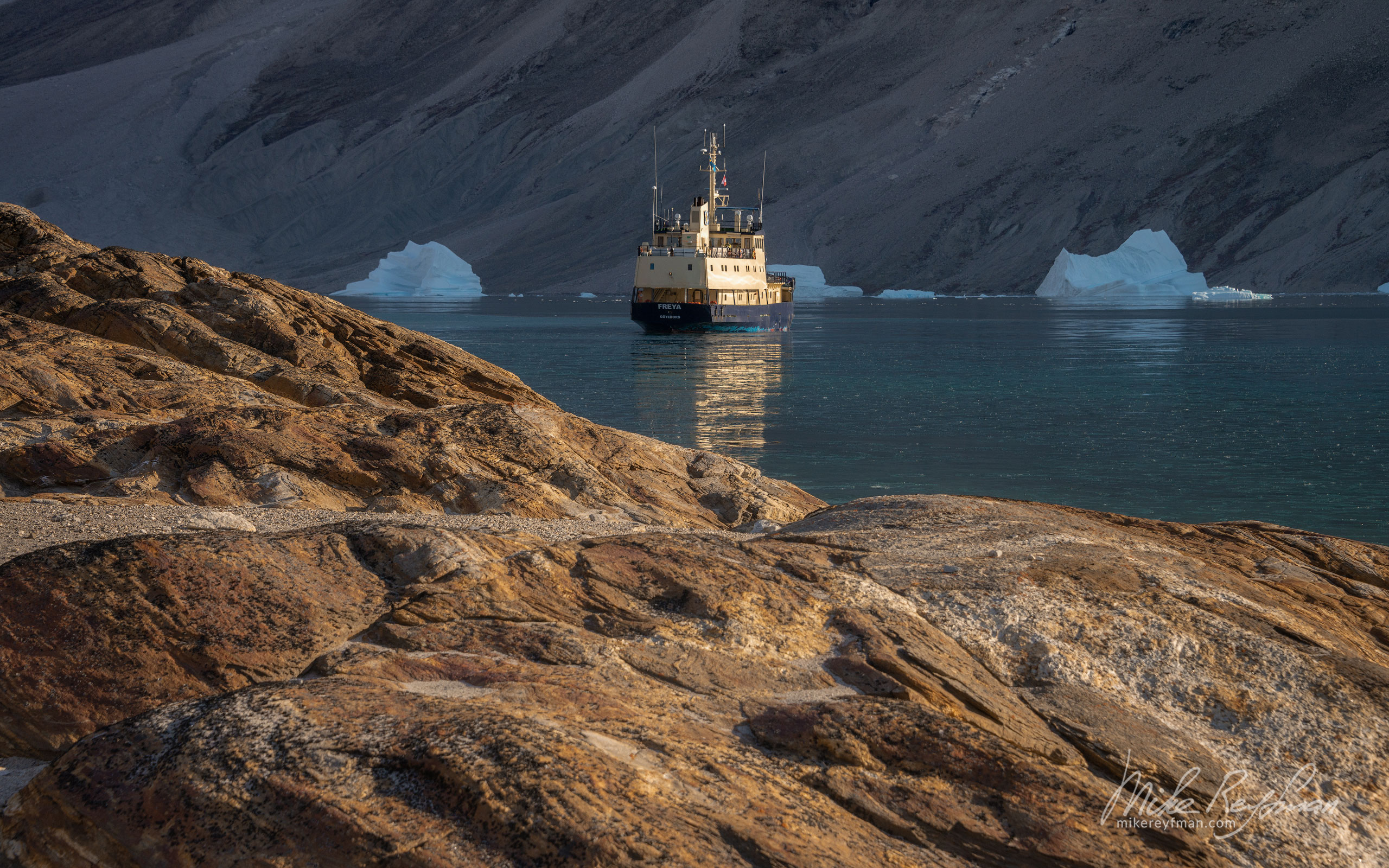 MV Freya in Scoresby Sund. Greenland. 044-GR-SC_D8E6602 - The Scoresby Sund fjord system and the settlement of Ittoqqortoormiit. East Greenland. - Mike Reyfman Photography