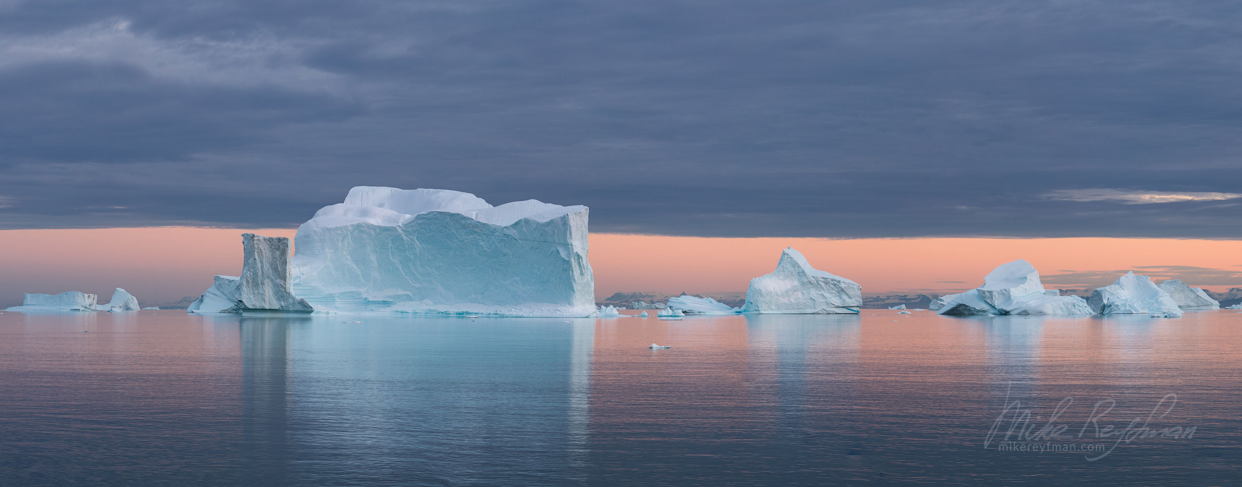 Icebergs in Scoresby Sund. Greenland. 078-GR-SC_50B7309_Pano-1x2.55 - The Scoresby Sund fjord system and the settlement of Ittoqqortoormiit. East Greenland. - Mike Reyfman Photography