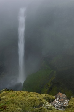 Haifoss-waterfall.-Fossá-River,-Thjorsardalur-(Þjórsárdalur)-valley,-Iceland