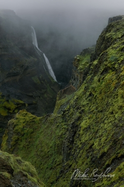 Granni-waterfall.-Fossá-River,-Thjorsardalur-(Þjórsárdalur)-valley,-Iceland