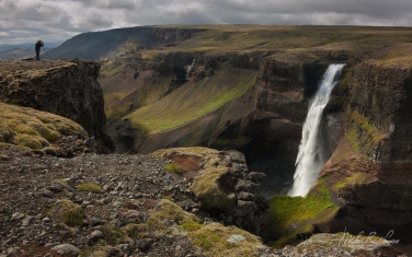 Haifoss-waterfall.-Fossá-River,-Thjorsardalur-(Þjórsárdalur)-valley,-Iceland