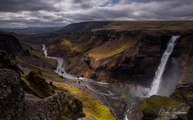 Haifoss-waterfall.-Fossá-River,-Thjorsardalur-(Þjórsárdalur)-valley,-Iceland