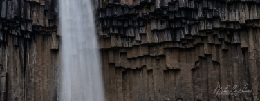 Svartifoss-(Black-Waterfall),-Skaftafell,-Vatnajökull-National-Park,-Iceland.