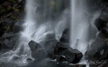 Svartifoss-(Black-Waterfall),-Skaftafell,-Vatnajökull-National-Park,-Iceland.