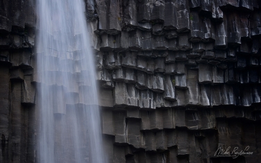 Svartifoss-(Black-Waterfall),-Skaftafell,-Vatnajökull-National-Park,-Iceland.