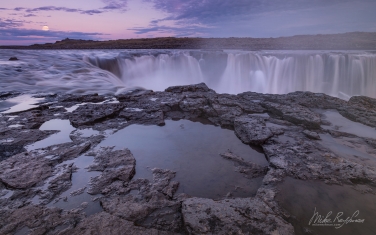 Selfoss-waterfall.-Jökulsá-á-Fjöllum-river,-Jökulsárgljúfur-canyon,-Vatnajökull-National-Park,-Northeast-Iceland.