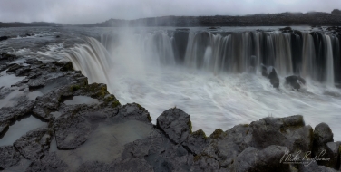 Selfoss-waterfall.-Jökulsá-á-Fjöllum-river,-Jökulsárgljúfur-canyon,-Vatnajökull-National-Park,-Northeast-Iceland.