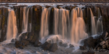 Selfoss-waterfall.-Jökulsá-á-Fjöllum-river,-Jökulsárgljúfur-canyon,-Vatnajökull-National-Park,-Northeast-Iceland.