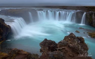 Godafoss-waterfall.-Skjálfandafljót-river,-northern-Iceland.