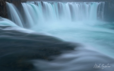 Godafoss-waterfall.-Skjálfandafljót-river,-northern-Iceland.