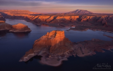 Gregory-Butte.-Lake-Powell,-Glen-Canyon-NRA,-Utah/Arizona,-USA.-Aerial.