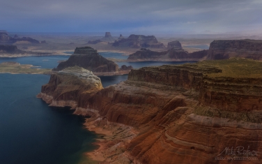 Camel-Rock-and-Gregory-Butte,-Dominguez,-Boundary-and-Tower-Buttes,-Lake-Powell,-Utah/Arizona,-USA.-Aerial.