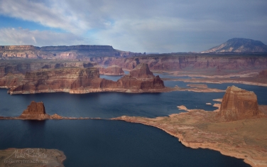 Padre-and-Dominguez-Buttes-and-Navajo-Mountain.-Glen-Canyon-NRA,-Lake-Powell,-Utah/Arizona,-USA.-Aerial