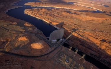 Glen-Canyon-Dam.-Lake-Powell,-Arizona,-USA.-Aerial.