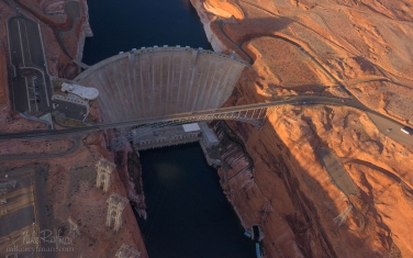 Glen-Canyon-Dam.-Lake-Powell,-Arizona,-USA.-Aerial.