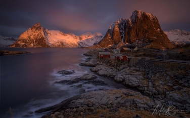 0011_IMG Lofoten Photo Tour Lofoten Photo Tour. Picture-perfect fishing villages, deep fjords, rugged mountains, scenic beaches | Photo Tour with Mike Reyfman