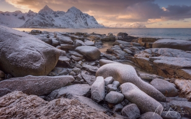 LF-MRD1E0403 Lofoten Photo Tour Lofoten Photo Tour. Picture-perfect fishing villages, deep fjords, rugged mountains, scenic beaches | Photo Tour with Mike Reyfman