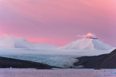 Salbard-V-016 Svalbard Pack Ice Polar Bear Expedition 2028 |  Magnificent Landscapes and Exceptional Wildlife Encounters |  | Photo Tour with Mike Reyfman