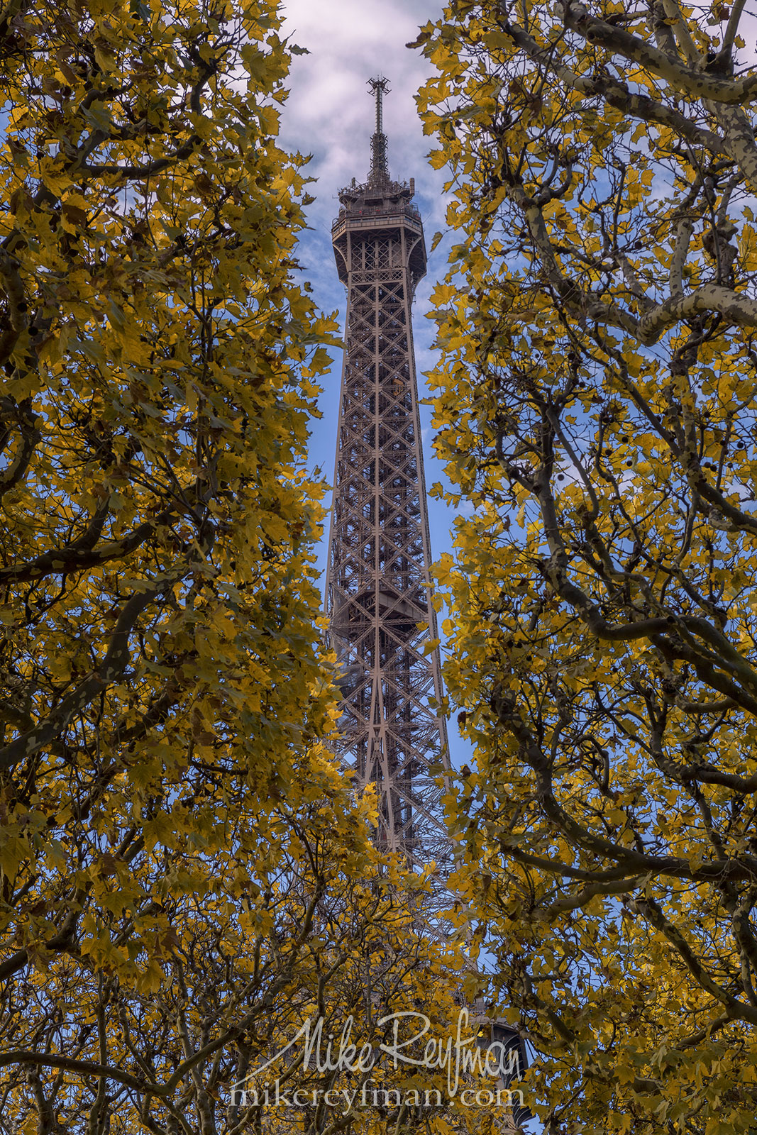 The Eiffel Tower. Champ de Mars, Paris, France FR1-MR50A1714 - Symmetries and Beyond. Random photos. France. - Mike Reyfman Photography