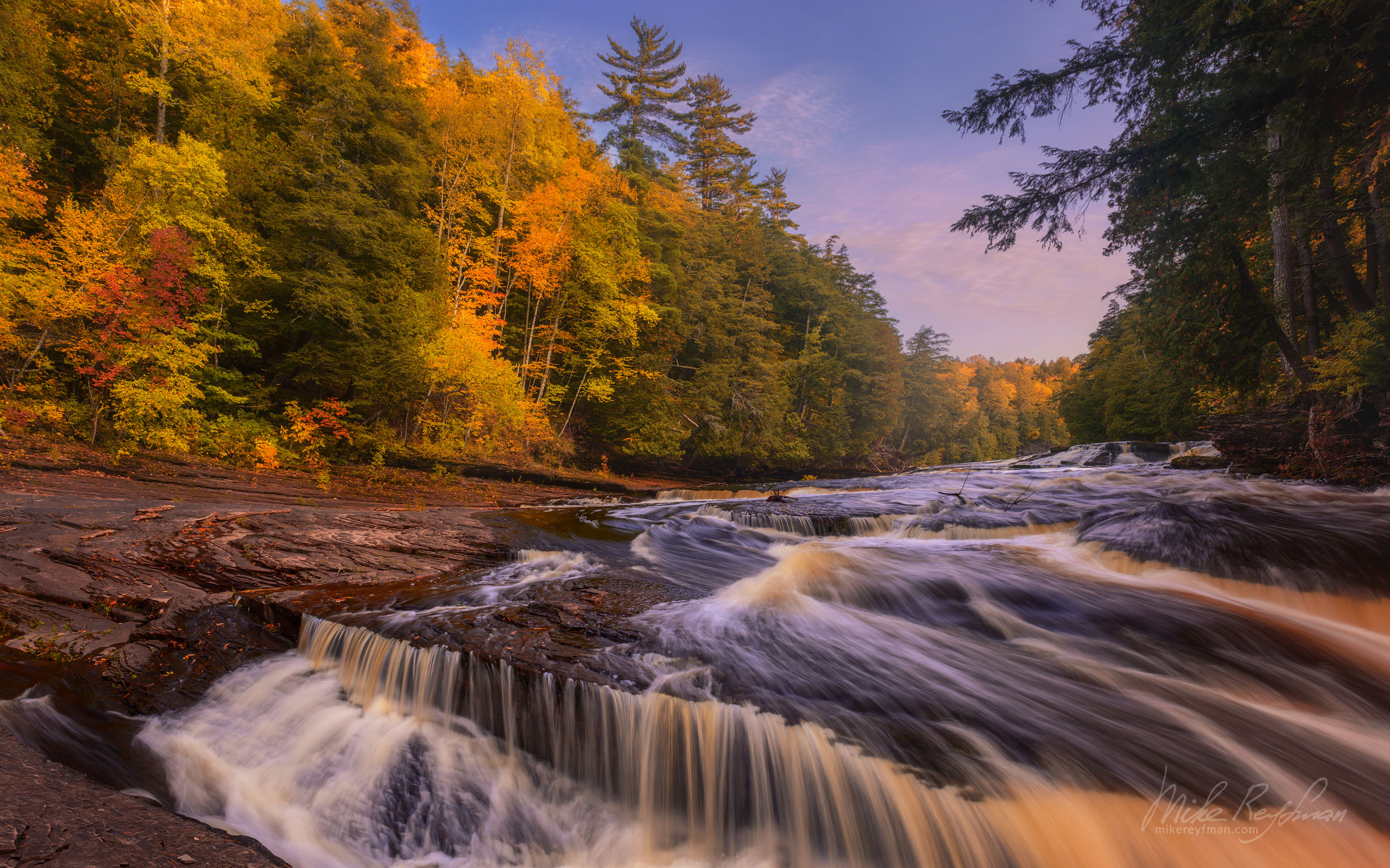 Presque Isle River, Porcupine Mountains, Upper Peninsula, Michigan, USA. UP-MI_030_ZRA7549.jpg - Michigan's Upper Peninsula - the best destination in US for fall colors. - Mike Reyfman Photography