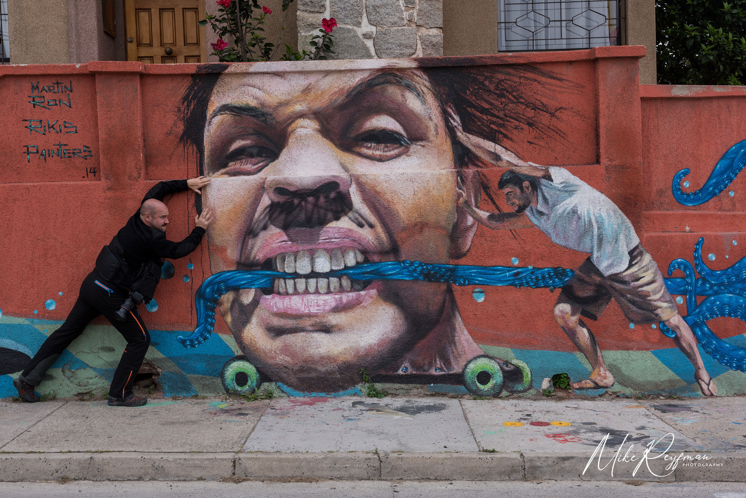 Valparaiso, Chile. The Graffiti Capital of the World 058-VP _D1D0181 - Valparaiso, Chile. The Graffiti Capital of the World - Mike Reyfman Photography